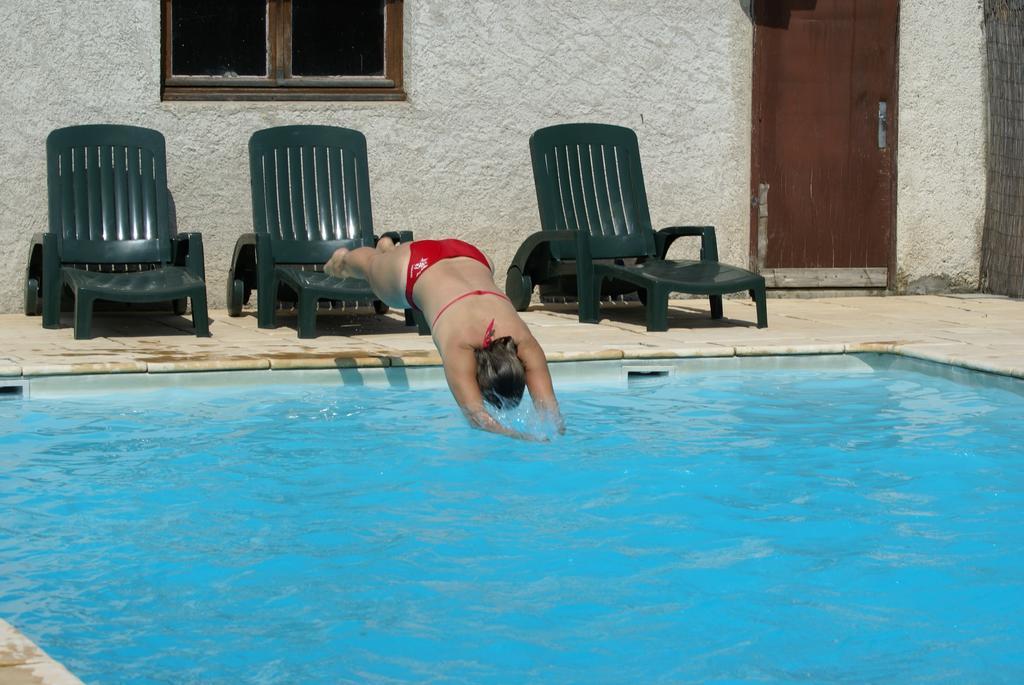Gites De La Croisee Des Chemins - Piscine Chauffee - Spa, Hammam Et Sauna Izeaux Room photo